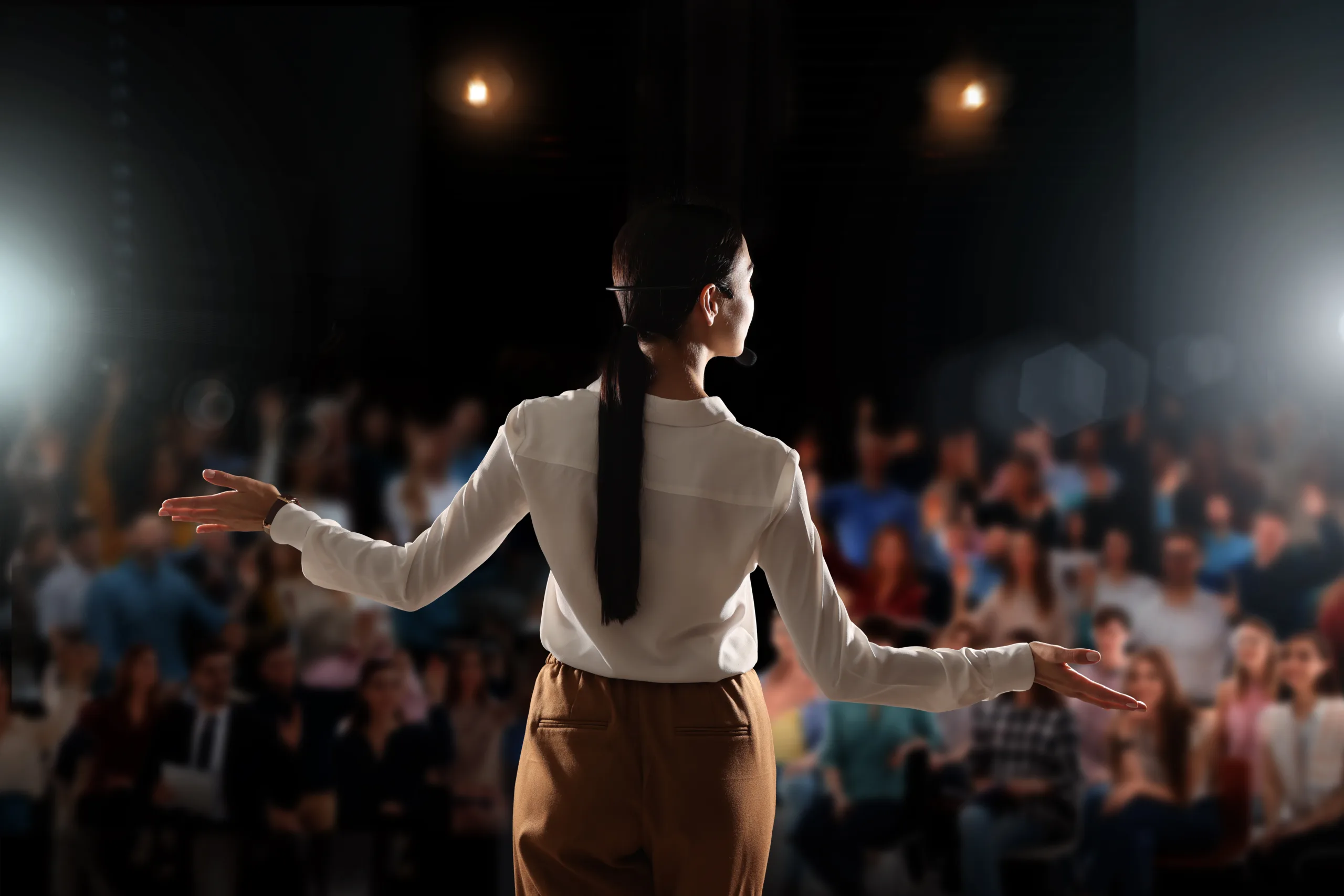Top 5 Public Speaking Tips to Help You Shine on Stage